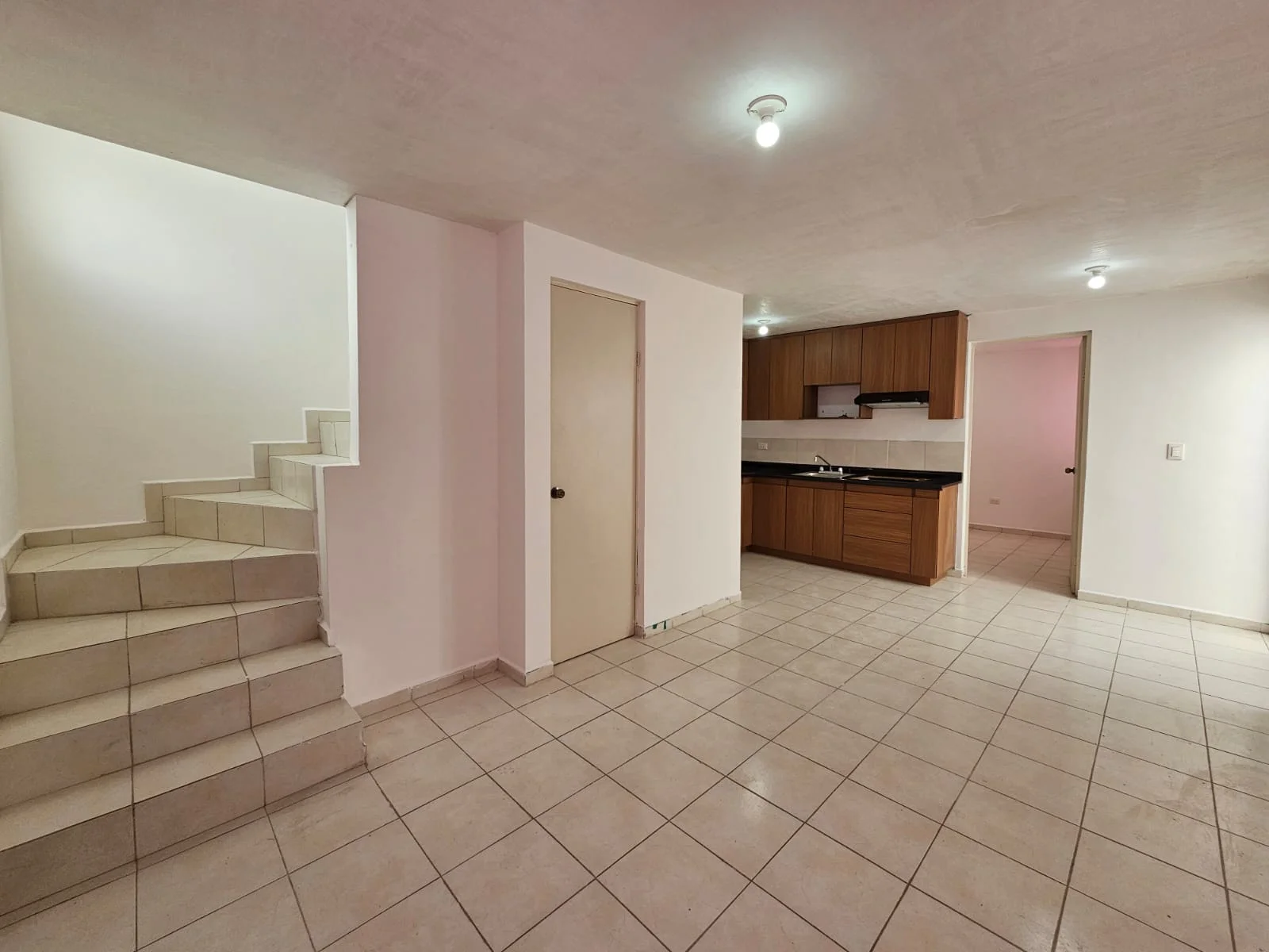 Casa en Venta-54400744777-Jorge Luis Borges, Triana, N.L. - Foto 1