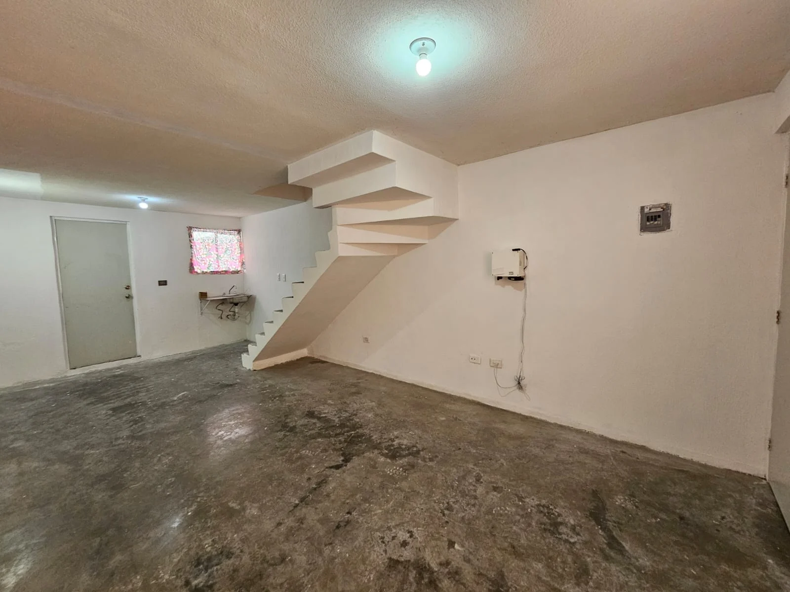 Casa en Venta-Gerona, Rivieras de Hay, Cdad. Benito Juárez, N.L. - Foto 1