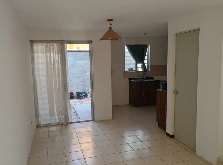 Casa en Venta en Fraccionamiento San Juan, Juárez | 2 Recámaras, 1.5 Baños - Foto 1