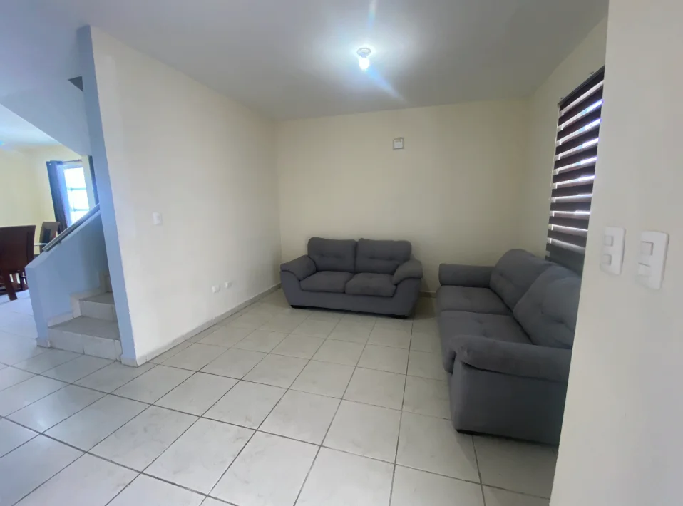 Casa en venta-Manzana 205, Lote 1, Fracc. Almería, C.P. 66626, Apodaca, Nuevo León. - Foto 1